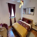 Konukevi 4 Colors Rooms,