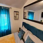 4 Colors Rooms, Konukevi