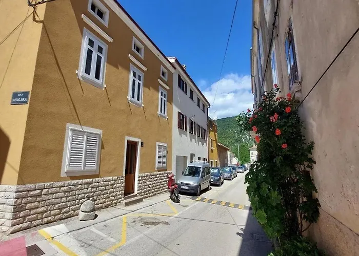 4 Colors Rooms, 3* Cres