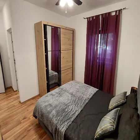 4 Colors Rooms, Pensjonat 3*