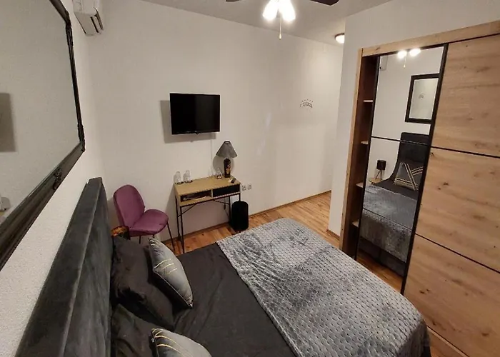 게스트하우스 4 Colors Rooms, 3*